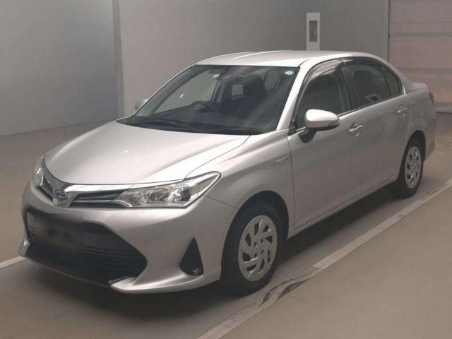 52068 Toyota Corolla axio NKE165 2018 г. (TAA Kantou)